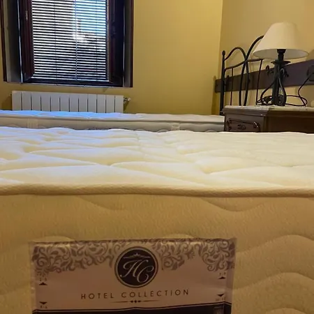 Calderon De Medina L, Ll Y Lll Country house *