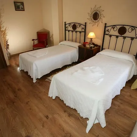 Calderon De Medina L, Ll Y Lll *