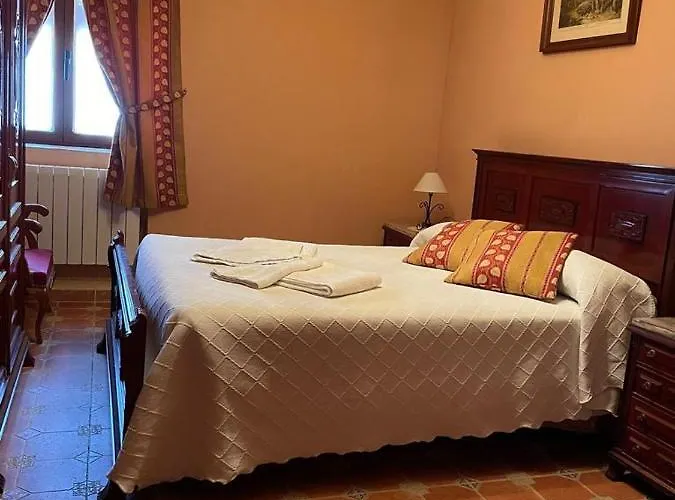 Calderon De Medina L, Ll Y Lll Venkovský dům