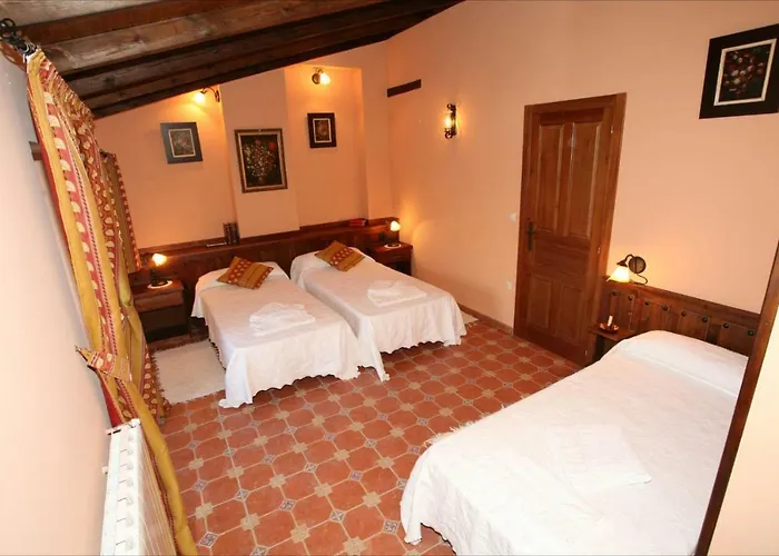 Calderon De Medina L, Ll Y Lll